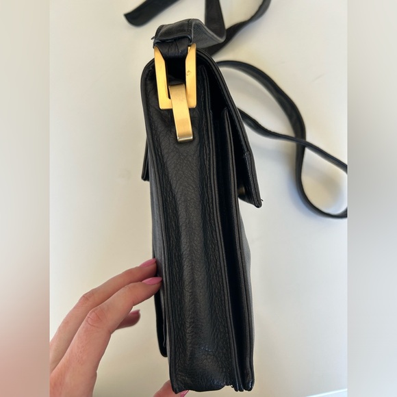 Leather cross body bag - Picture 10 of 13